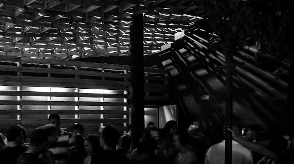 Commons Studio Bar, Live-Musik in pelourinho