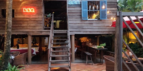 Asana Old Wooden House, Lounge in pub street