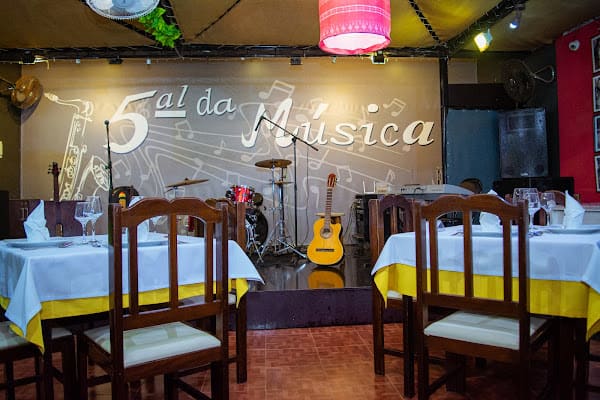 Quintal da Musica, Praia