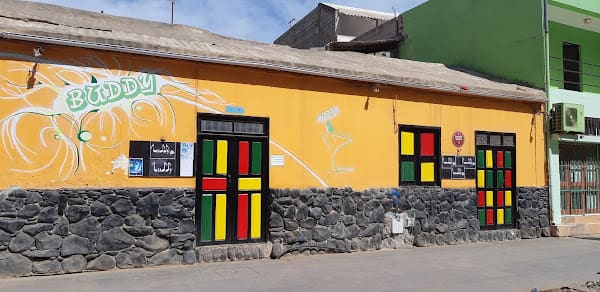 Buddy's Beach Bar, Santa Maria