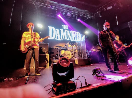 Blondie, Nightclub in bellavista