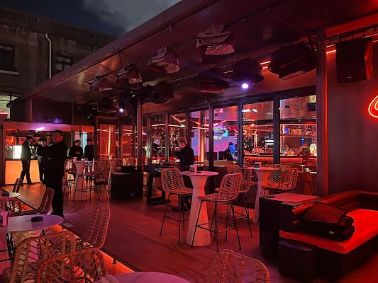 Bar Rouge, Rooftop-Bar in the bund huangpu