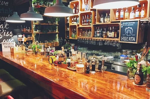 Huerta Coctelería Artesanal Lounge in Zona T / Parque 93, Bogotá