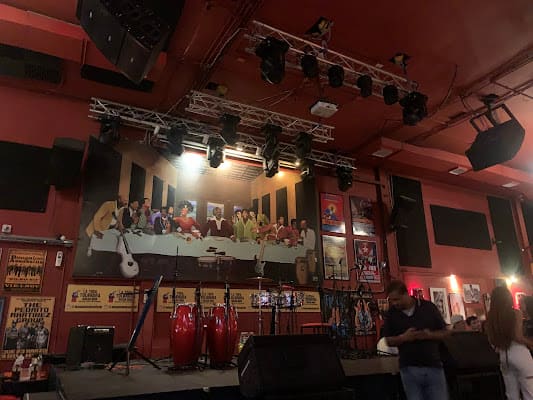 La Topa Tolondra, Discoteca in menga