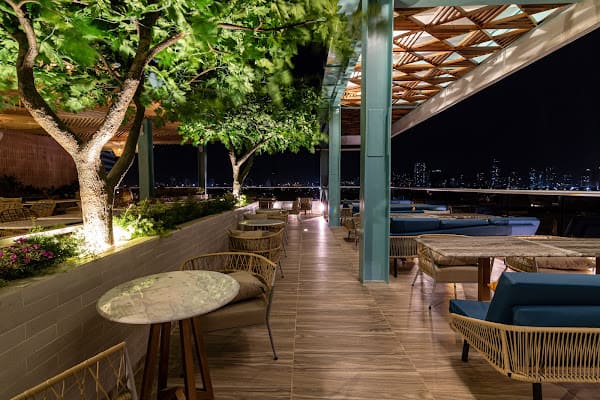 7 Cielos, Terraza in bocagrande