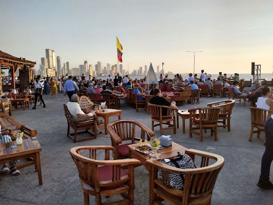 Café del Mar, Lounge in centro historico
