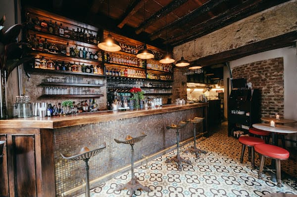 El Barón, Lounge in centro historico