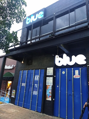 Blue Bar, Bar in parque lleras