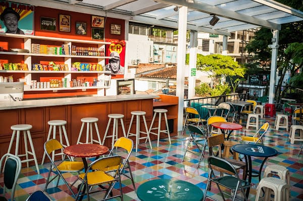 El Social Bar in Laureles / La 70, Medellin