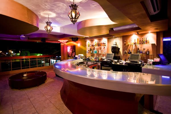 Le Loft, Jaco