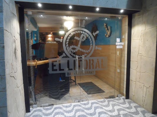 El Litoral, Bar in malecon havana