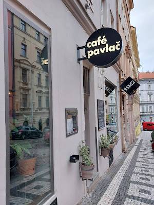 Cafe Pavlac, Lounge in nusle