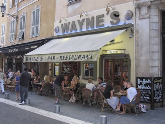 Wayne's Bar, Nice