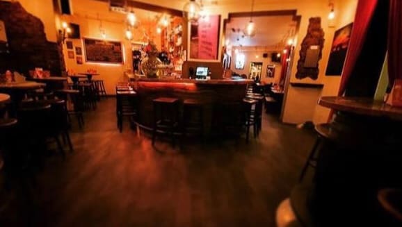Kattwinkel, Bar in eigelstein
