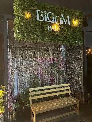 Bloombar, Bar in osu oxford street