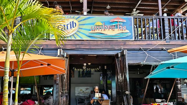 Umbrellas Beach Bar, Bar in carenage grand anse