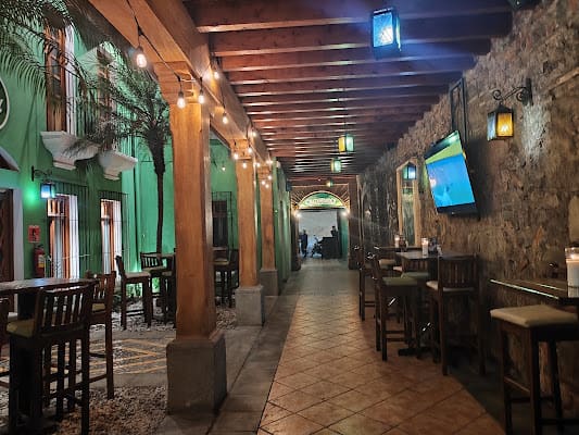 Monoloco, Antigua Guatemala
