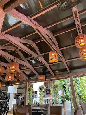 Cafe 36, Lounge in petionville