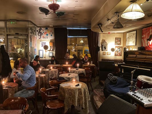 Jedermann Café, Budapest