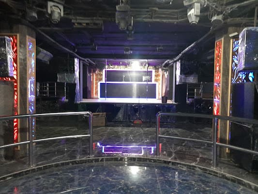 New Hollywood Disco, Batam