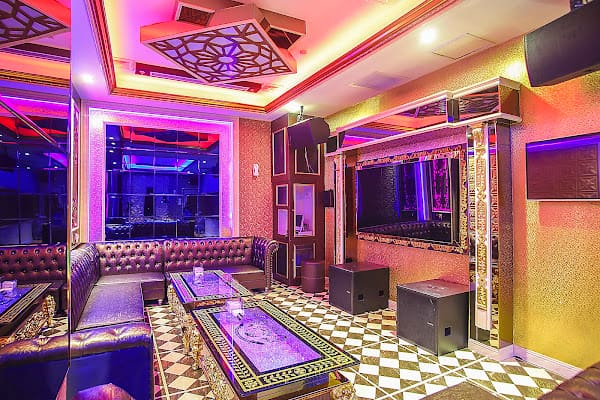 Overtime Sports Bar Bar in Waterfront City, Batam