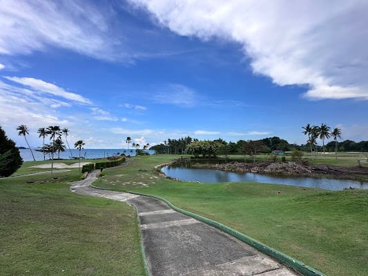 Palm Springs Golf & Beach Resort Bar Bar in Nongsa, Batam
