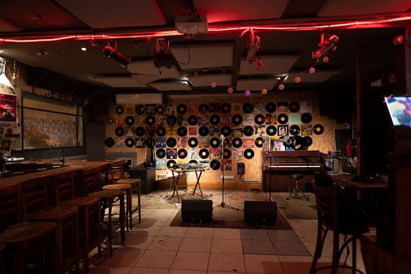 Hoodna Bar Bar in Rothschild / Florentin, Tel Aviv