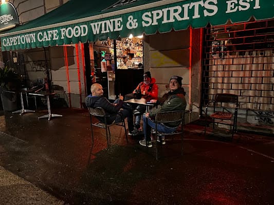 Cape Town Cafe, Bar in Navigli, Milan