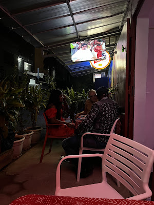 Maquis le Zinc, Bar in zone 4