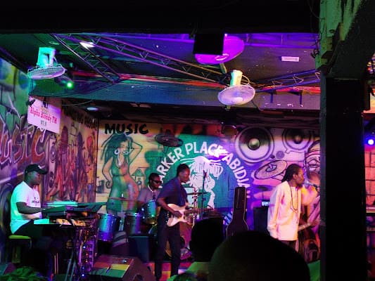 Parker Place, Nightclub in zone 4