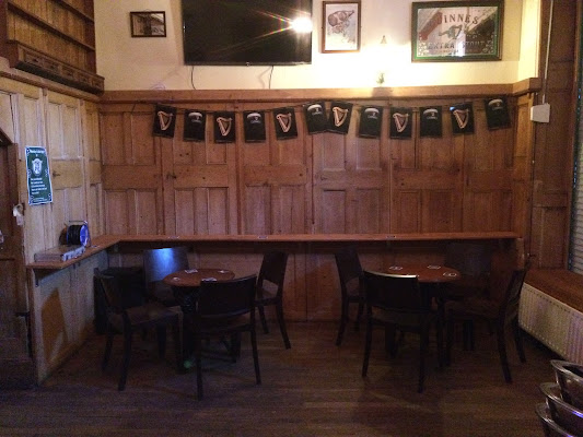 Pygmalion, Bar in clausen