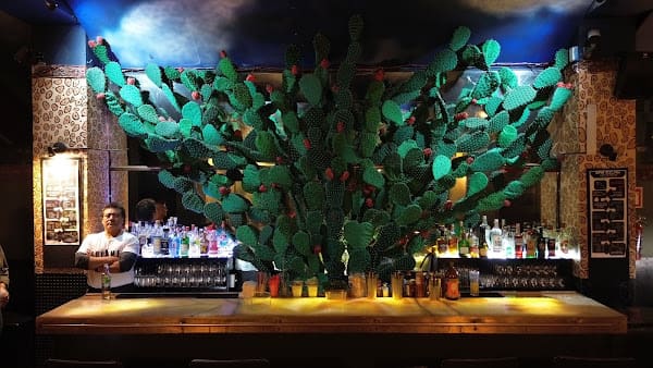 Bar Milán, Mexico City
