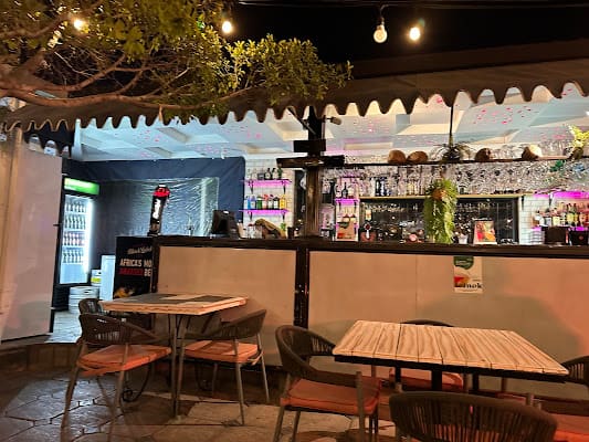 The Wine Bar, Lounge in independence avenue area