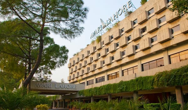 Avari Hotel Lounge, Lahore