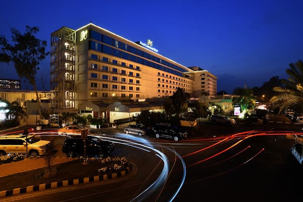 Pearl Continental Hotel Bar, Lahore