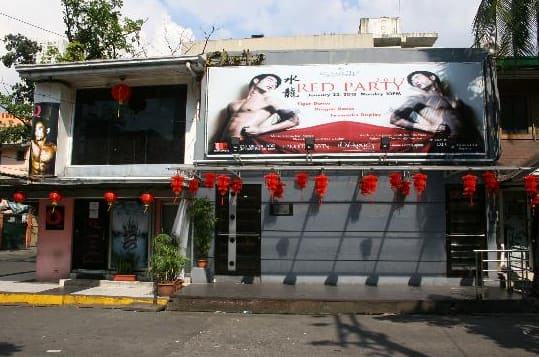 Che'lu Bar, Bar in malate