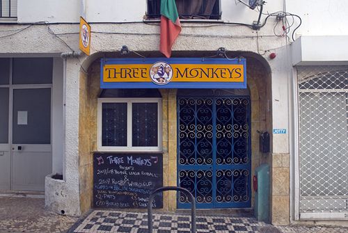 Three Monkeys Bar in Lagos Old Town, Algarve