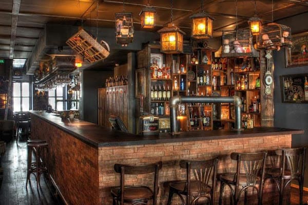 Bonaparte Downtown Bar in Galerias de Paris, Porto