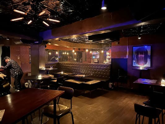 Pistil, Discoteca in itaewon