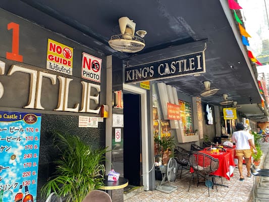 King's Castle, Bar go-go in Patpong, Bangkok